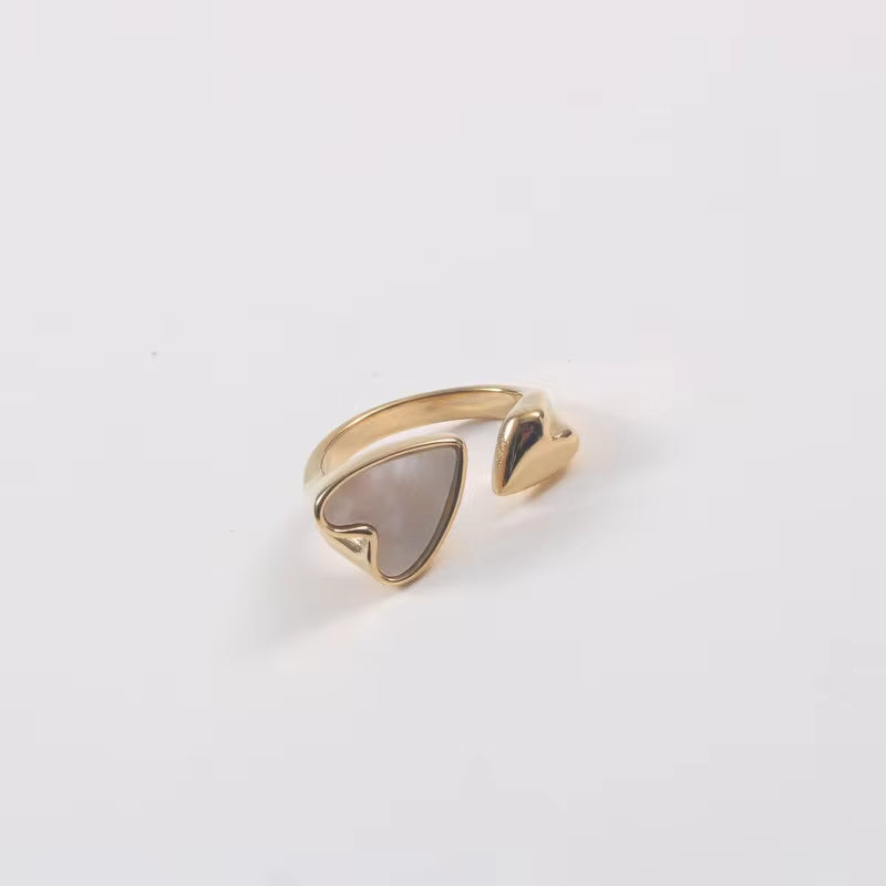 Wholesale 18K Gold Plated Stainless Steel Two Heart Shell Rings for Women