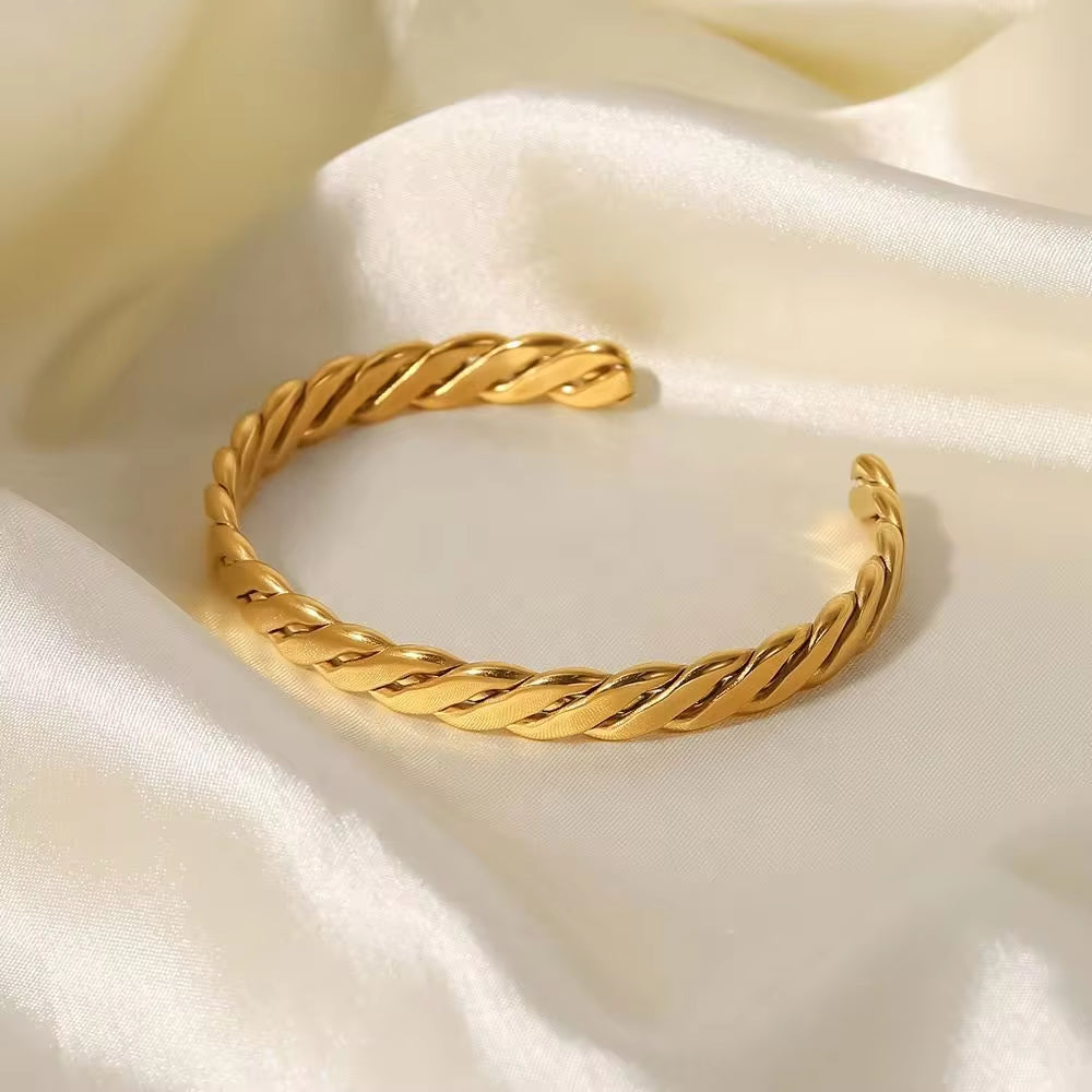 Waterproof Simple Stainless Steel Oval Cubic Zircon Gold Open Cuff Bracelet Bangle for Girls