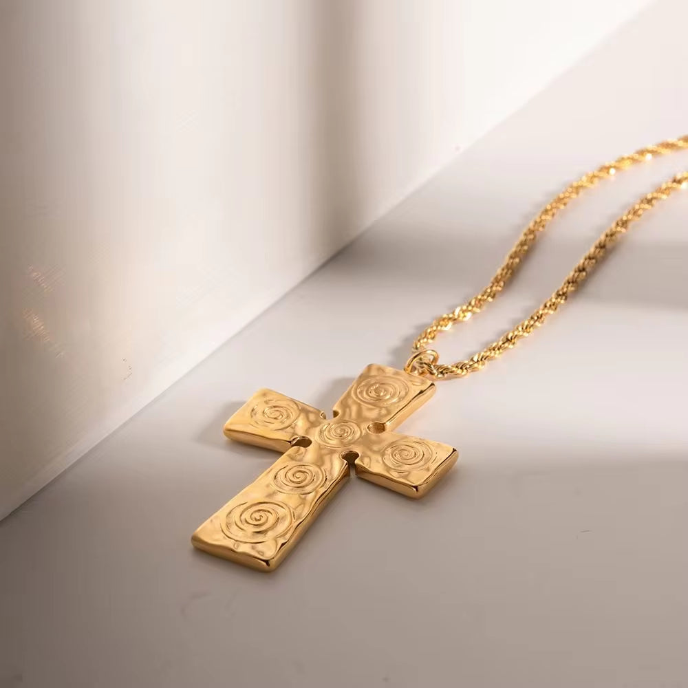 Jewelry 18K PVD Gold Plated Texture Lava Crossed Necklace Chunky Cross Pendant Necklace for Women