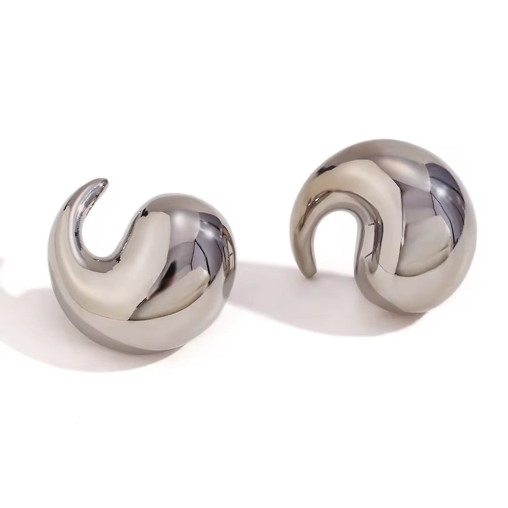 Winding Water Wave Stud Earrings