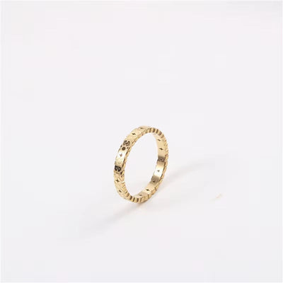 18K PVD Gold Plated 316L Stainless Steel Minimalist Daisy Thin Knuckle Ring