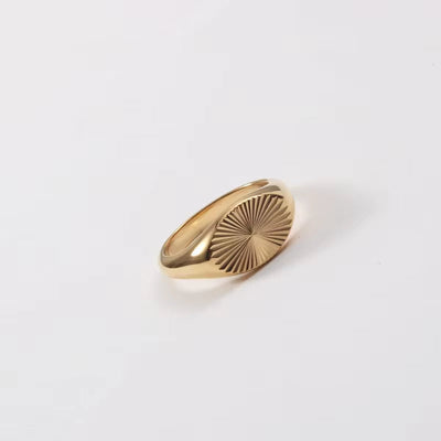 Waterproof 18K Gold Plated Wholesale Stylish Permanent Engraved Sunshine Burst Stainless Steel Finger Ring Trendy for Women