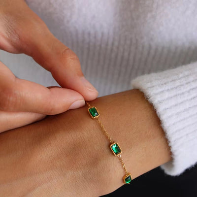 Minimalist Green Zircon Bracelet Herringbone Band Twist Bracelet Figaro Chain Emerald Charms Bracelet