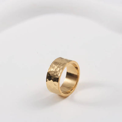 High End 18K Plain Gold Irregular Hammered Band Rings Stainless Steel Trendy Simple Gold Plated Jewelry