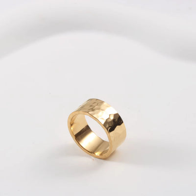 High End 18K Plain Gold Irregular Hammered Band Rings Stainless Steel Trendy Simple Gold Plated Jewelry