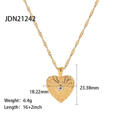 Waterproof Blade Chain Texture Heart Necklace Stainless Steel Clear Zircon Heart Pendant Necklace