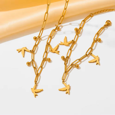 2024 Women Gold Plated Paper Clip Chain Bracelet Swallow Bird Pendant Necklace Jewelry Set