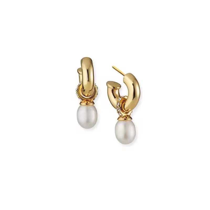 New Style 18K Gold Plated Jewelry Accessories Brass Elegant CC Shaped Pearl with Diamond Stud Earrings