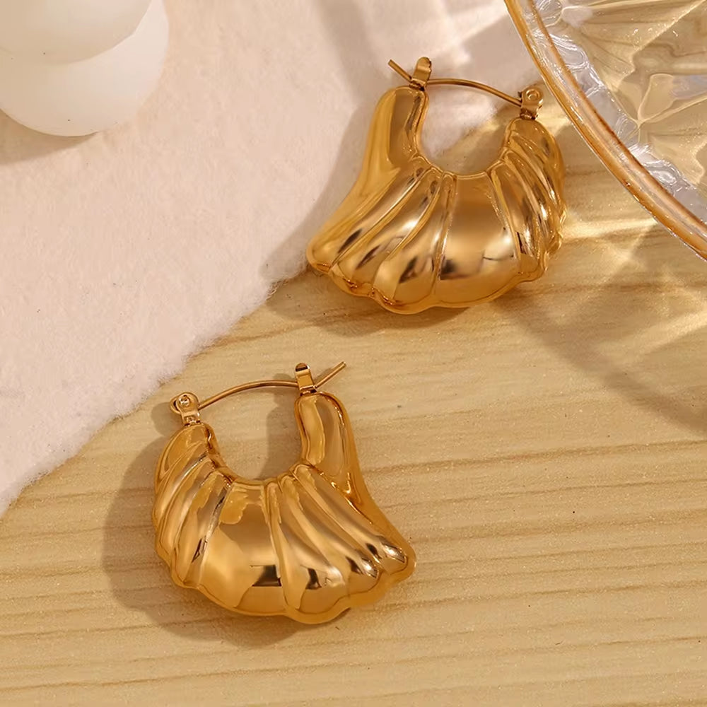 Hollow Wings Earrings Gold Plated Jewelry PVD Stainless Steel Hoop Earrings Wholesale