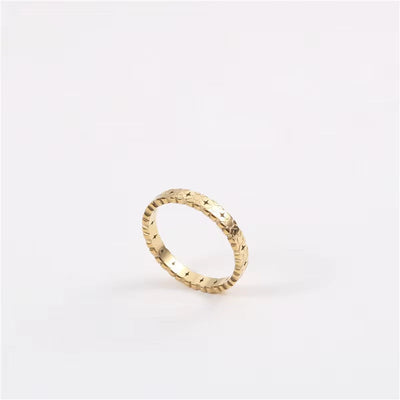 18K PVD Gold Plated 316L Stainless Steel Minimalist Daisy Thin Knuckle Ring