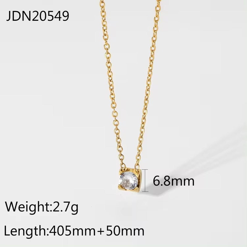 18K Gold Plated Stainless Steel Simple round Cubic Zirconia Dainty Design Pendant Necklace