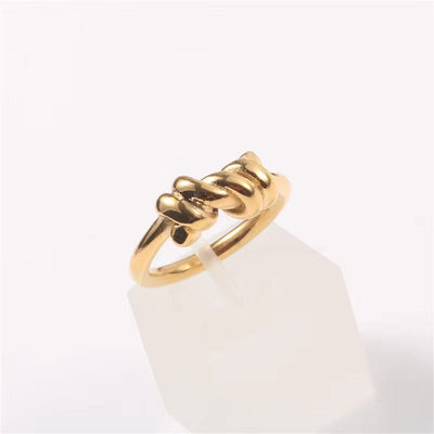 High End 18K Gold Plated Simple Knot Rings Stainless Steel Rings for Women Tarnish Free Jewelry